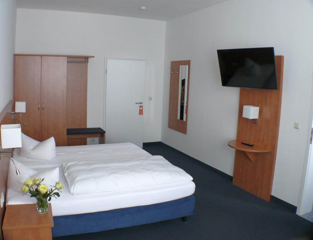 Hotel Garni - Haus Gemmer Κόμπουργκ Δωμάτιο φωτογραφία