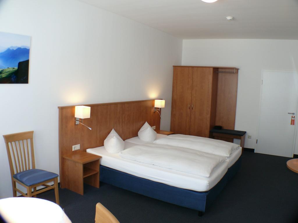 Hotel Garni - Haus Gemmer Κόμπουργκ Δωμάτιο φωτογραφία